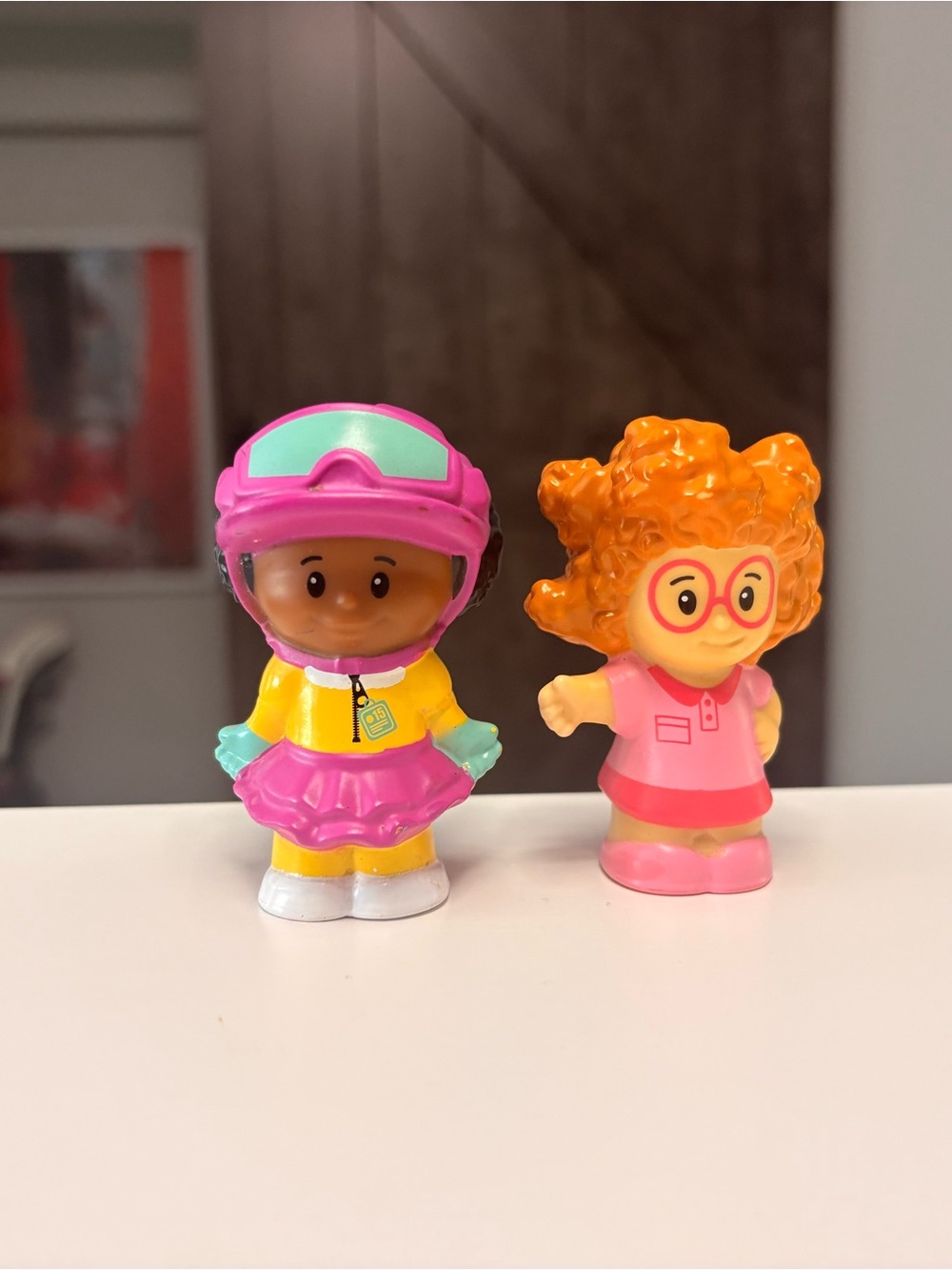 Fisher Price Little People Tessa and Sofie